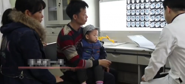 廣西2歲男孩腦部驚現巨大腦瘤,手術過程中風險重重,最後結果如何 廣西2歲男孩腦部驚現巨大腦瘤,手術過程中風險重重,最後結果如何