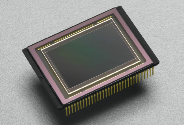 你知道手機是不能直接對著太陽或者鐳射直接拍照的嗎? 你知道手機是不能直接對著太陽或者鐳射直接拍照的嗎?