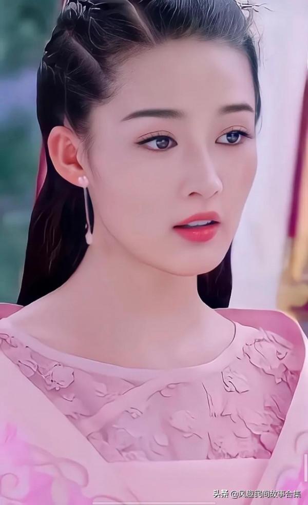 李沁氣質優雅百看不厭