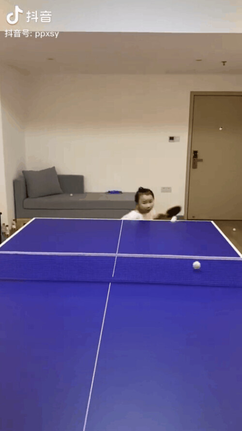 5歲萌娃乒乓球“指哪打哪”,長大想得第一名 5歲萌娃乒乓球“指哪打哪”,長大想得第一名