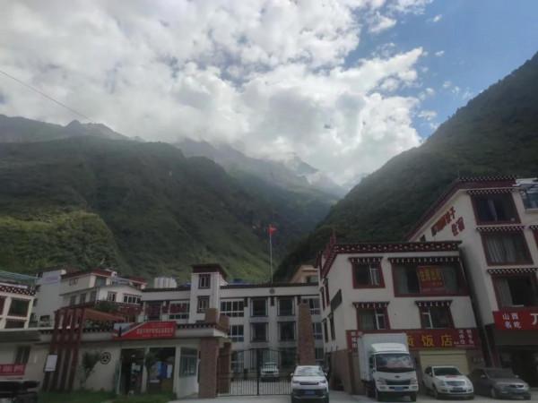 自駕小車從拉薩到格爾木青藏公路記 自駕小車從拉薩到格爾木青藏公路記