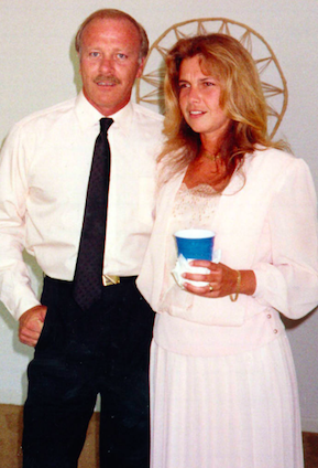 1989年美國三母女遭性侵沉屍,憑字條筆跡查出兇手,他卻死不承認 1989年美國三母女遭性侵沉屍,憑字條筆跡查出兇手,他卻死不承認