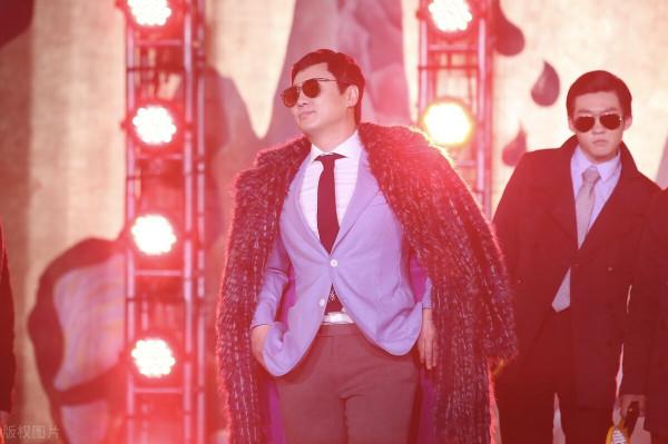 可愛的么妹，家產爭奪戰中一桌飯局搞定財產掌握在手