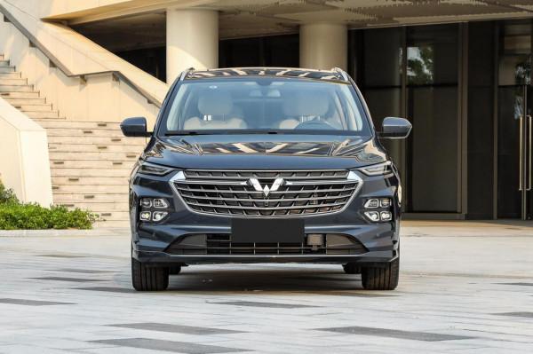 想買舒適省油的MPV，不妨看看這兩款，配矩陣式大燈、後排出風口