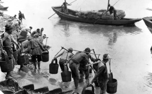 晚清的照片，每一張都令人感到心酸