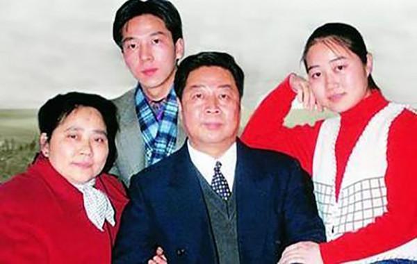 原湖南省委副書記鄭培民,臨終前最後一句話:不要闖紅燈 原湖南省委副書記鄭培民,臨終前最後一句話:不要闖紅燈