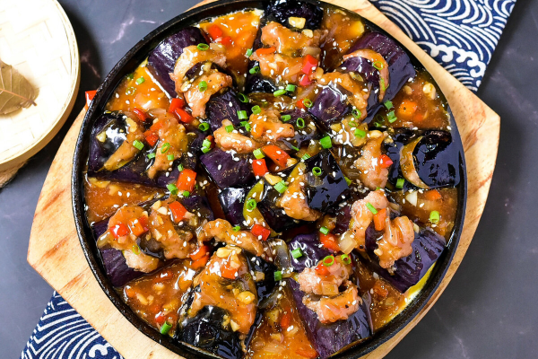 12道家常拿手菜，有葷有素有湯，色香味俱全，收藏宴客有面兒