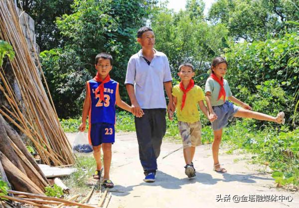 廣西融水:一個和三個 廣西融水:一個和三個