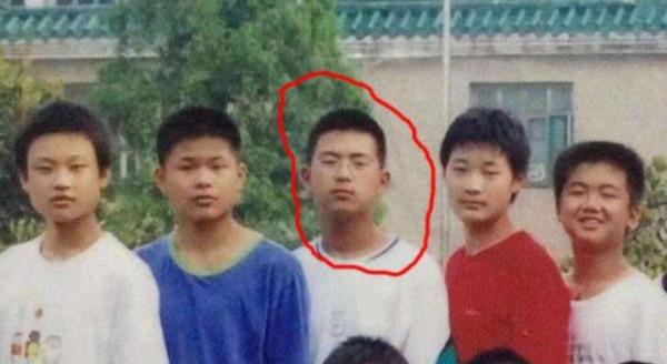 “沒那火命”李現的逆襲史，磨鍊十年，逆天改命意外做成“頂流”