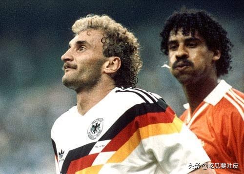 1990年世界盃1/8決賽篇，沃勒爾耍詐？裡傑卡爾德吐了幾次口水？