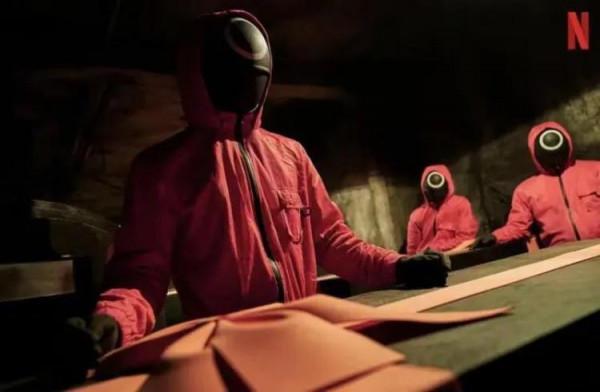 最近被推薦看了《魷魚遊戲》，雖然不那麼喜歡看韓劇