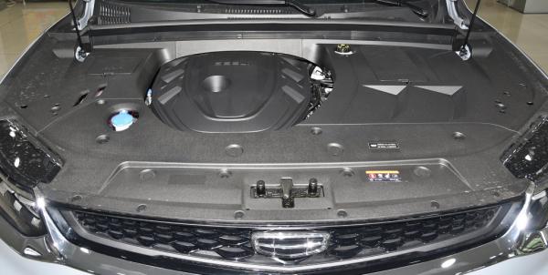 星越S:試駕2.0TD 自動兩驅閃電版,配一體雙聯屏+BOSE音響 星越S:試駕2.0TD 自動兩驅閃電版,配一體雙聯屏+BOSE音響