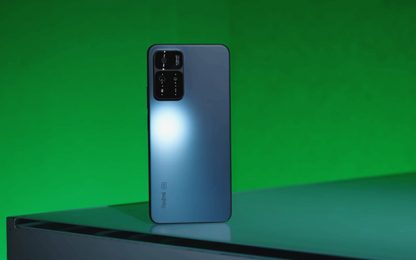 2021年幾乎零差評的4款手機，覆蓋中、高、低三檔，閉眼入手即可