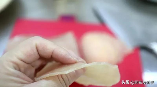 水煮肉片的家常做法，嫩滑鮮香