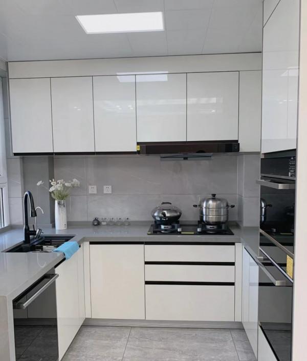 金廚銀衛，廚房裝修別到處抄作業了，&OpenCurlyDoubleQuote;7不裝&rdquo;反而更實用