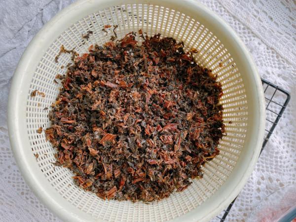 浙江美食梅乾菜餅，幾十年老配方，餡料鹹香，餅皮鬆軟涼了也不硬