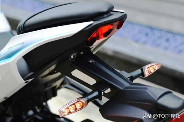 國產小排量雙缸跑車新標杆 QJMOTOR賽350雙碟版實拍 國產小排量雙缸跑車新標杆 QJMOTOR賽350雙碟版實拍