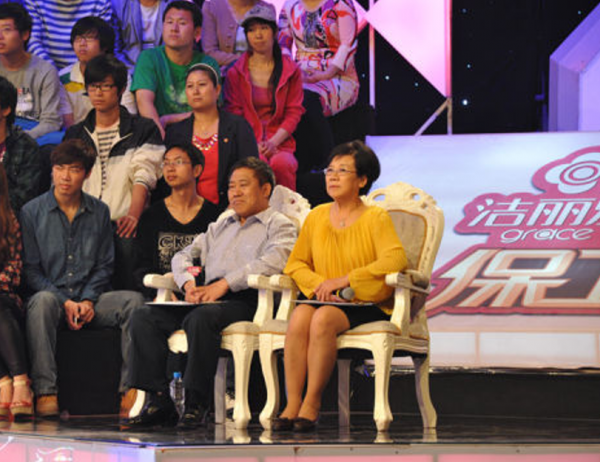 女兒杜金京懷孕6個多月離婚，杜旭東暗自抹淚，只給出一個字：離