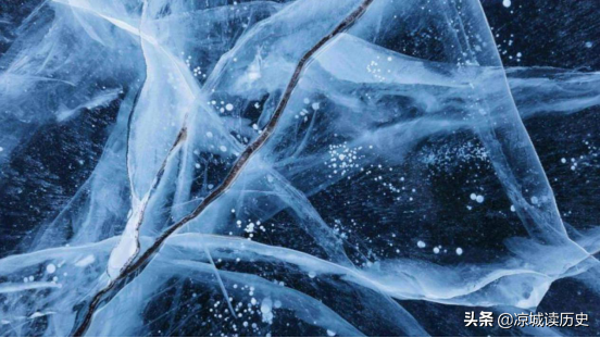 “7號冰”有多可怕？只需將一小塊丟進海里，便能凍結整個海洋