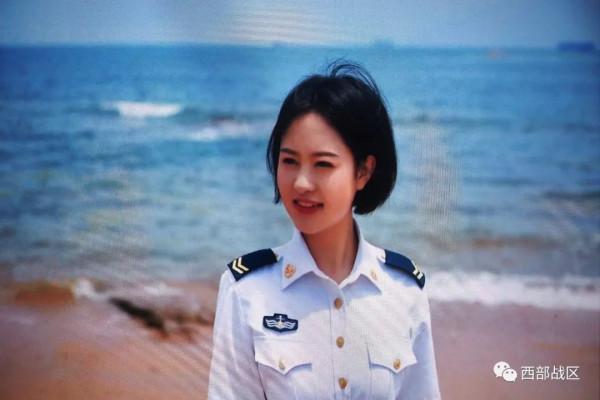 甜出班公湖畔！這是&OpenCurlyDoubleQuote;西海艦隊&rdquo;給&OpenCurlyDoubleQuote;北海艦隊&rdquo;的專屬浪漫&hellip;&hellip;