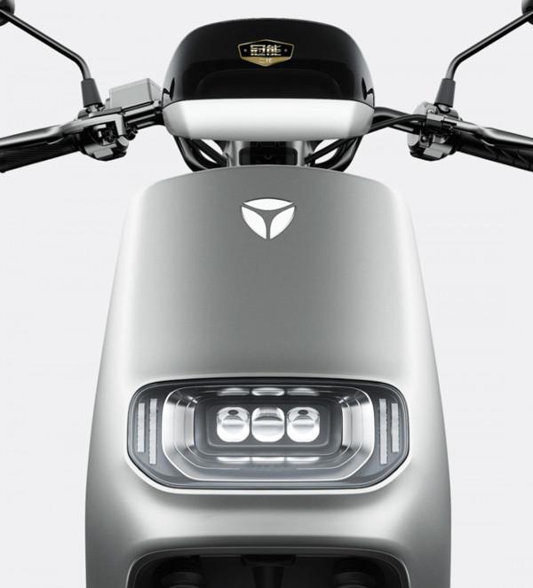 這兩款高配置電動車，不僅爬坡有勁，續航更是超過100公里