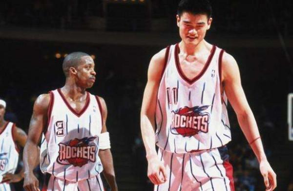 時代變了!2米13大中鋒單場7記三分,轟39+15,姚明本該比這還猛 時代變了!2米13大中鋒單場7記三分,轟39+15,姚明本該比這還猛