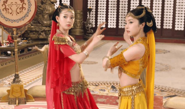 楊冪重現異域造型出圈!回望娛樂圈10位女星或清冷或明豔,太養眼 楊冪重現異域造型出圈!回望娛樂圈10位女星或清冷或明豔,太養眼