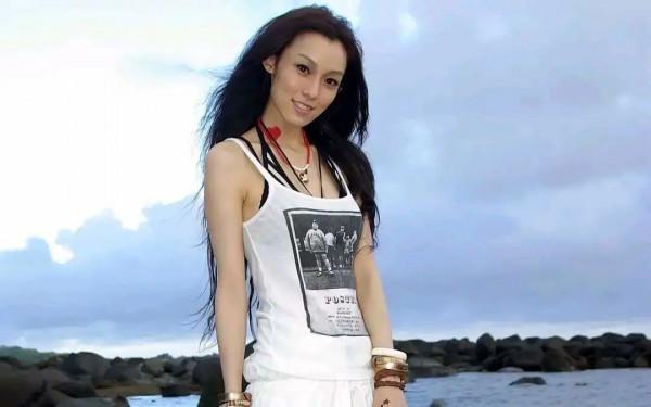 開公司也五五分,鳳凰傳奇的清醒,打臉六對因利益反目成仇的組合 開公司也五五分,鳳凰傳奇的清醒,打臉六對因利益反目成仇的組合