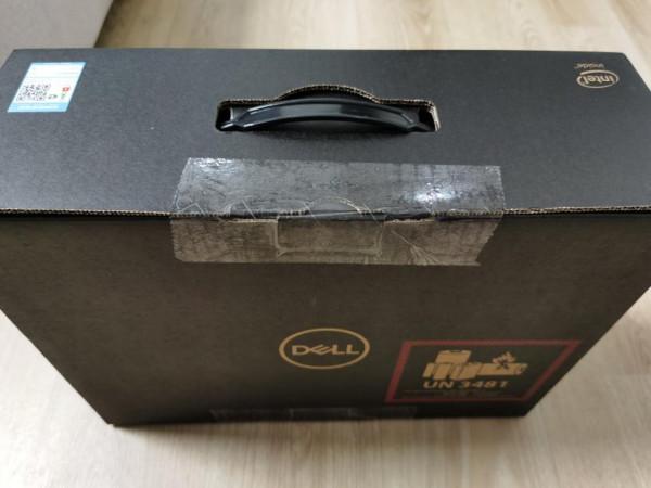 雙十二，同事買了戴爾XPS13 二合一翻轉本