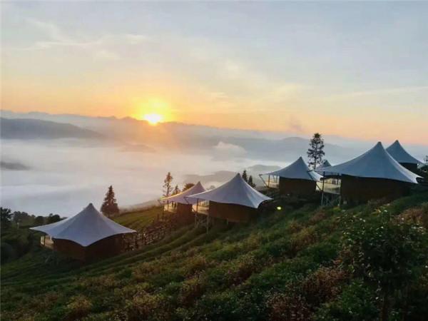 普洱倚象山半山酒店，雲海之上的“人間仙境”