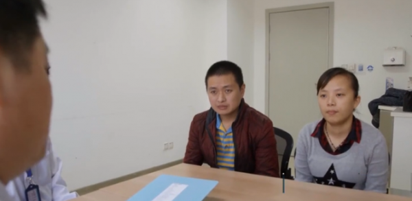 真實故事：安徽4歲男孩患惡性腫瘤，手術時被迫中止，父母痛哭