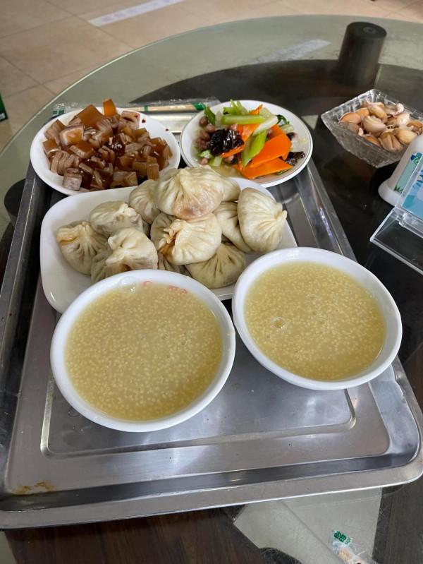 山海關古城裡的包子(圖說視界) 山海關古城裡的包子(圖說視界)