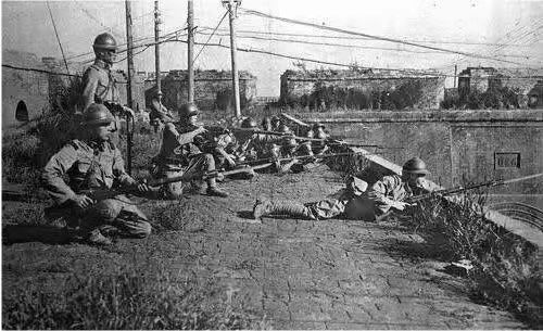 為什麼每到春節，陳賡都會講起這段兇險的經歷