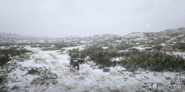 《荒野大鏢客2》遊戲世界在聖誕節當天集體下雪，原因未知