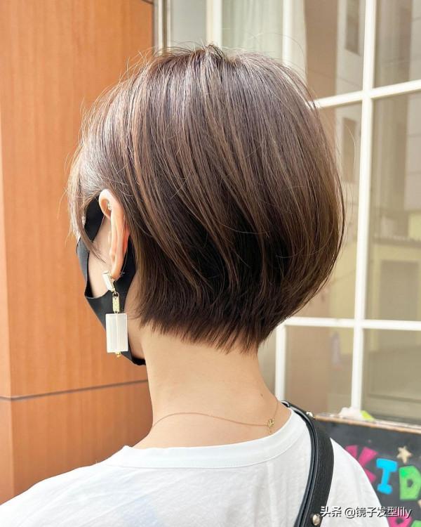 選對髮型有多重要?推邊頭讓白髮阿姨年輕10歲,還有10幾款任你挑 選對髮型有多重要?推邊頭讓白髮阿姨年輕10歲,還有10幾款任你挑