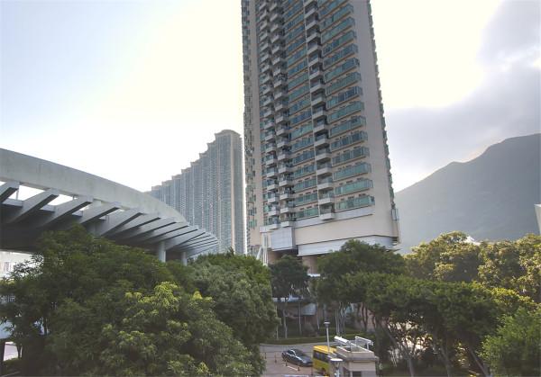 香港80後夫妻買下45㎡小家，搭起地臺將兩室變三室，網友：真的服