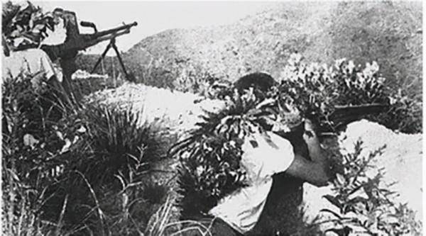 1943年,八路軍餓著肚子被日偽追了一晝夜,碰到一夥鬼子做飯 1943年,八路軍餓著肚子被日偽追了一晝夜,碰到一夥鬼子做飯