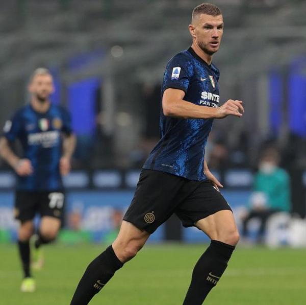 一夜10豪門出戰僅3勝！大巴黎2-0，皇馬爆冷，曼聯國米利物浦不勝