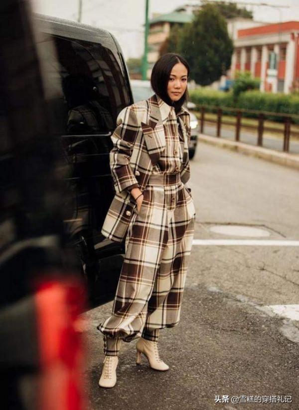 今年冬天“豆腐靴”火了！高階優雅又百搭，配大衣、羽絨服都時髦