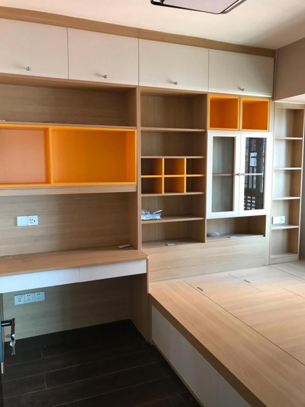 2021年裝修定製櫃子應該選那一種板材,是平開門還是拖拉門好看? 2021年裝修定製櫃子應該選那一種板材,是平開門還是拖拉門好看?