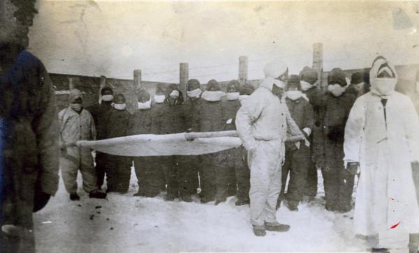 伍連德：百年前拯救東北於鼠疫之中的抗疫英雄，中國口罩的發明者