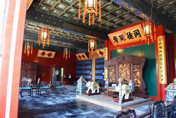 清朝王府的修建規格是什麼標準?親王與郡王之間有何不同? 清朝王府的修建規格是什麼標準?親王與郡王之間有何不同?