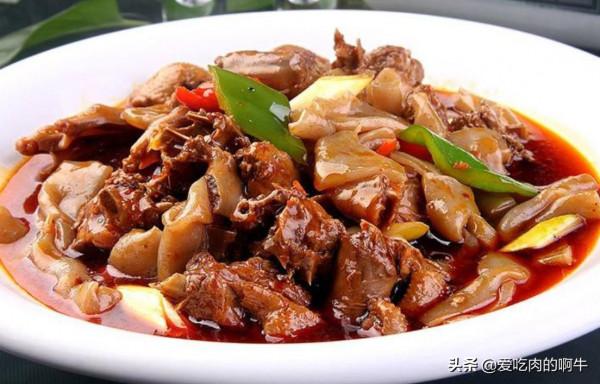 魔芋燒鴨的做法，四川特色傳統美食，鮮辣酸爽，好吃又上頭