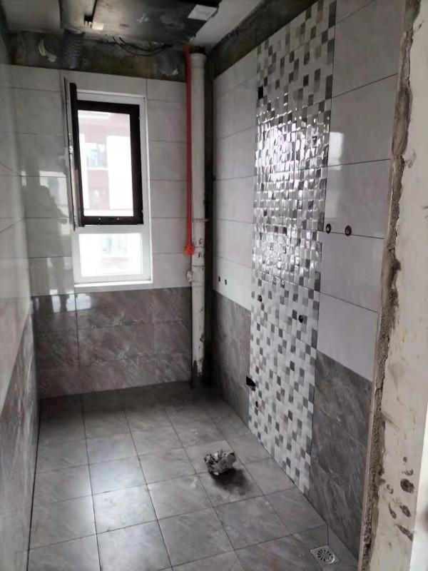 魯商學府200平米新房裝修瓦工實拍，不得不說瓦工師傅手藝很好