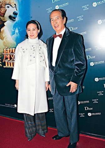 何超瓊跟陳百強沒在一起，其實跟何鴻燊沒關，他們之間並沒有愛情