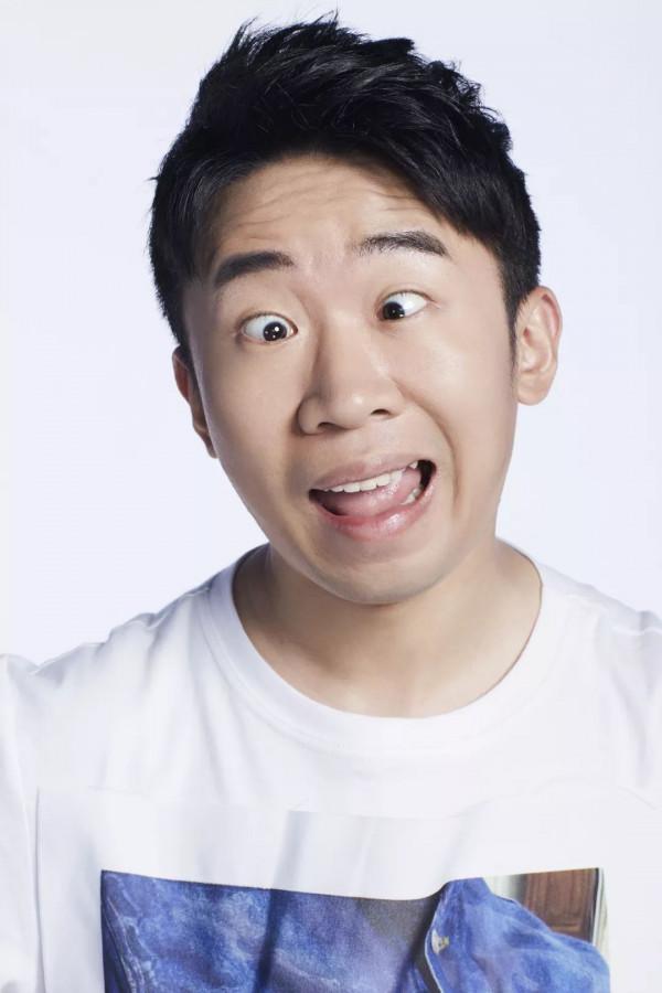 楊迪上海豪宅曝光,董卿居然是他鄰居,他的鄰居還有誰? 楊迪上海豪宅曝光,董卿居然是他鄰居,他的鄰居還有誰?