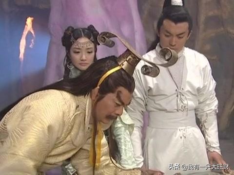 《赤子乘龍》專心搞事業救龍王，卻被逼入魔，小白龍的黑化太悲哀