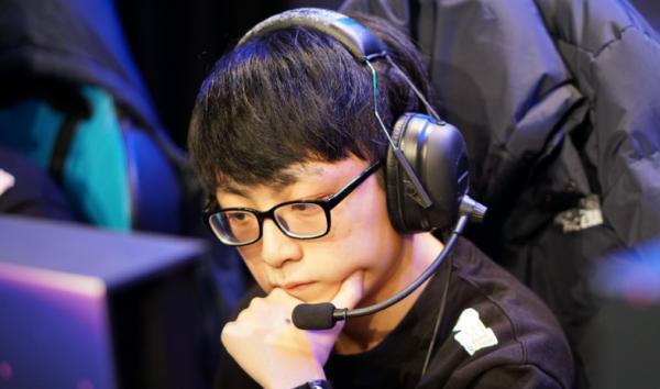 “又開始捧殺了?”麥哥稱Chovy是LCK的最強中單 “又開始捧殺了?”麥哥稱Chovy是LCK的最強中單