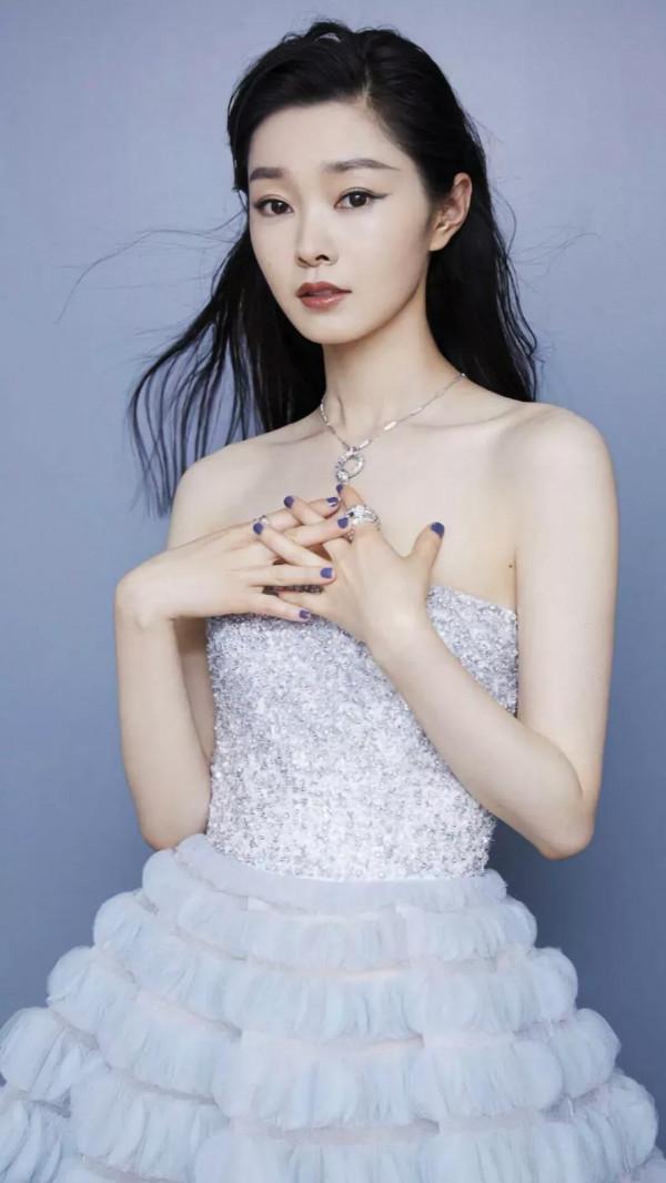 宋軼，時尚靚麗，溫婉動人