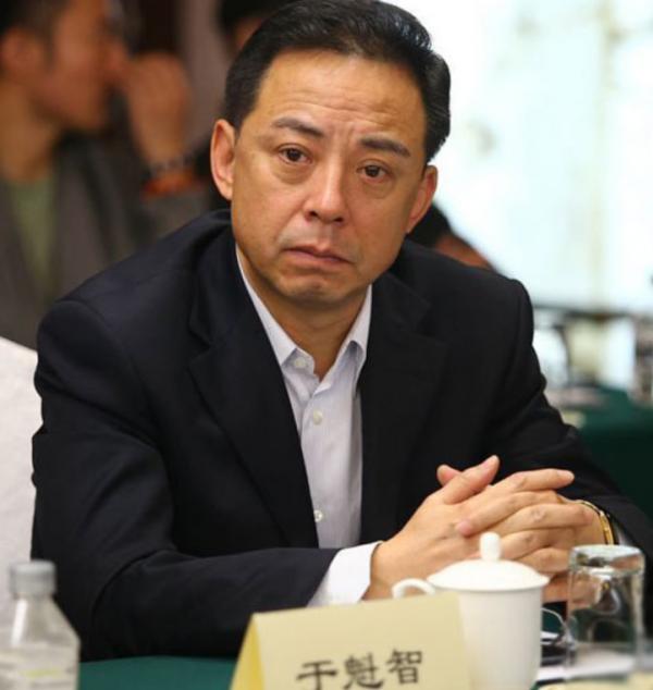 京劇大師於魁智和梁以薇的愛情：一個愛吃西餐，另一個愛吃炸醬麵